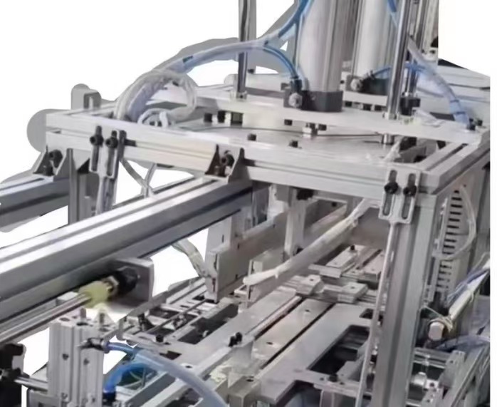 全自动吸塑折边机