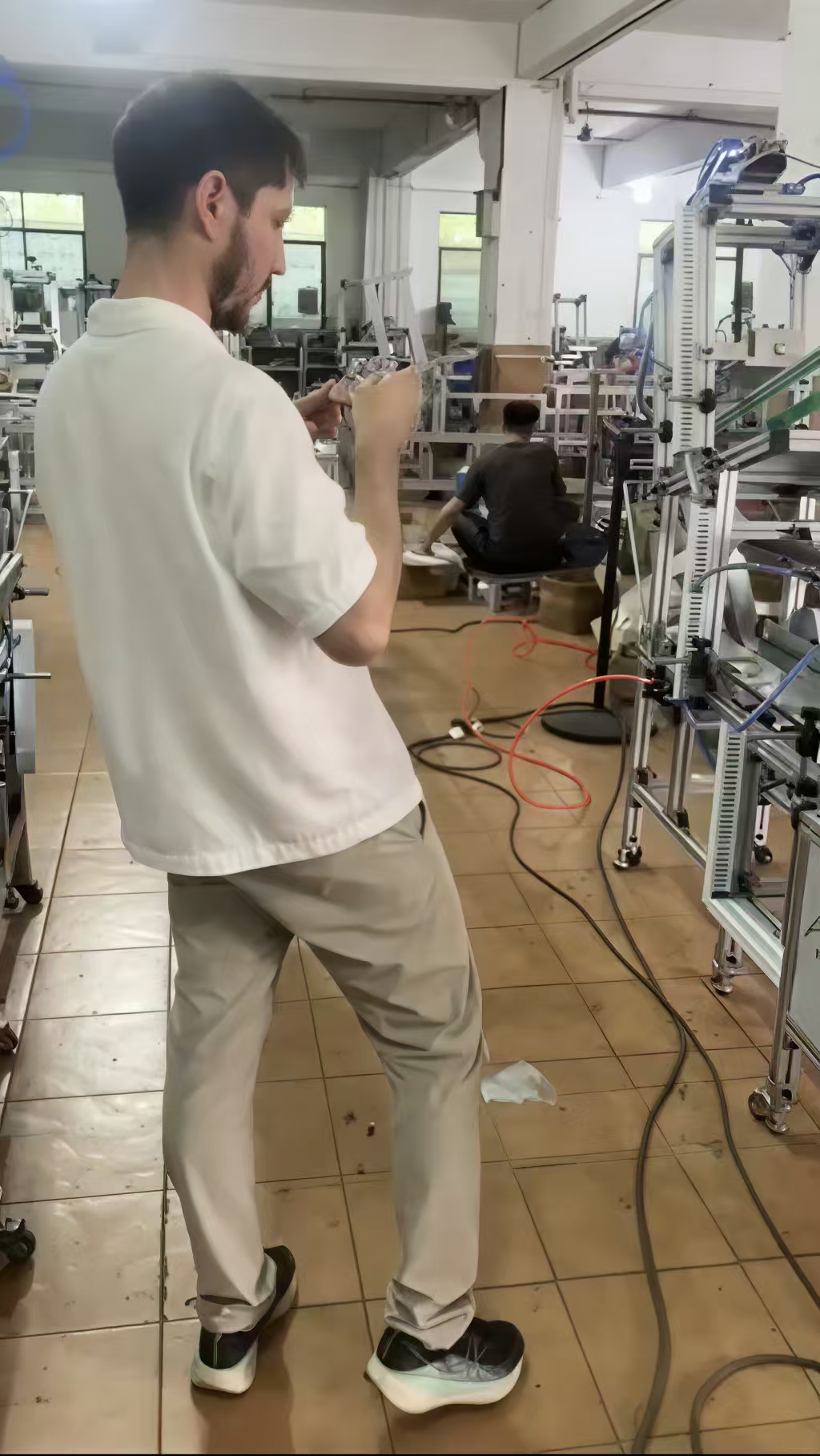 土库曼斯坦和俄罗斯客户到我司验收机器